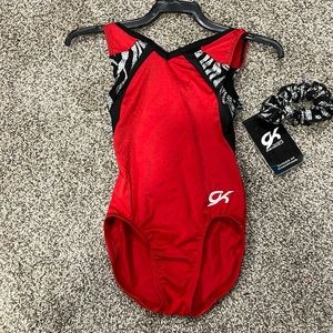 GK NWT LEOTARD CHILD SMALL